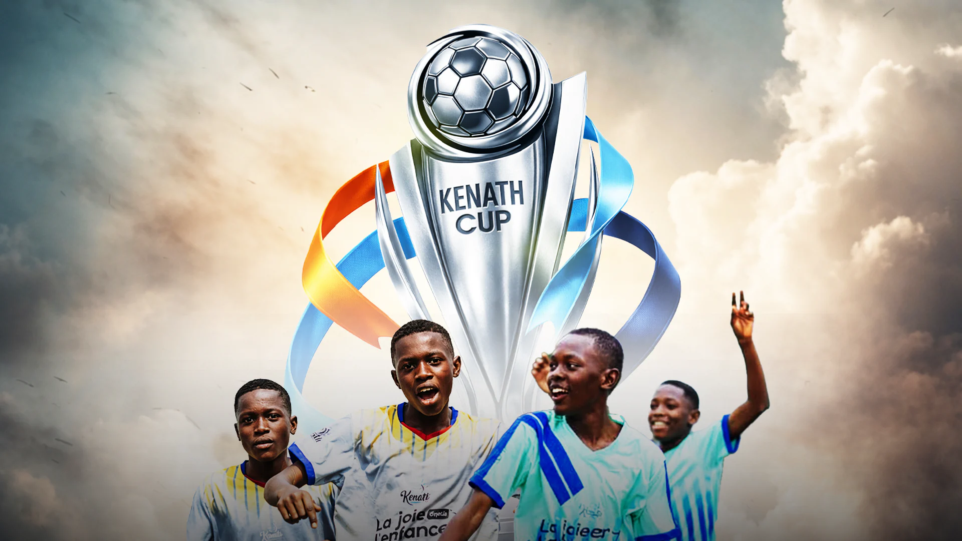 Trophée de la Kenath Cup entouré de jeunes footballeurs